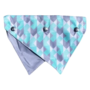 Bandana reversibile per cani FuzzYard Mint Fizz, taglia S/M