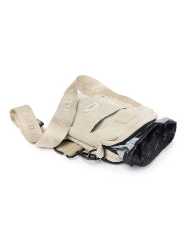 Borsa da passeggio per cani in velluto a coste FuzzYard Life Sandstone