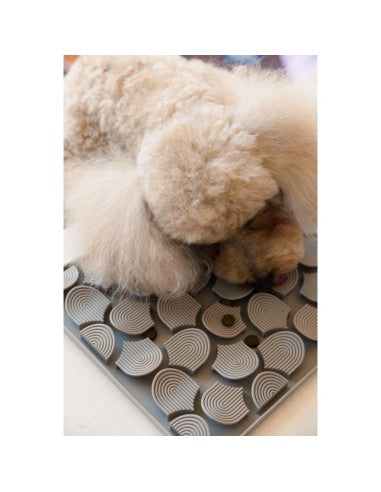 Tappetino leccabile per cani FuzzYard Life Sandstone