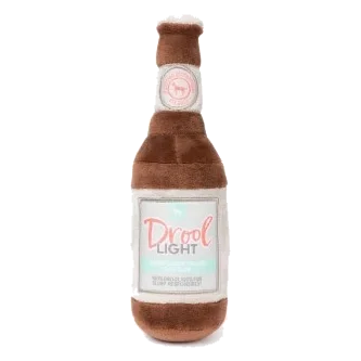 Peluche per cani FuzzYard Drool Light a forma di bottiglia di birra