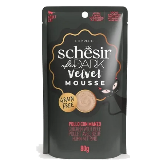Cibo umido per gatti Schesir After Dark Velvet pollo con vitello, busta 80 g